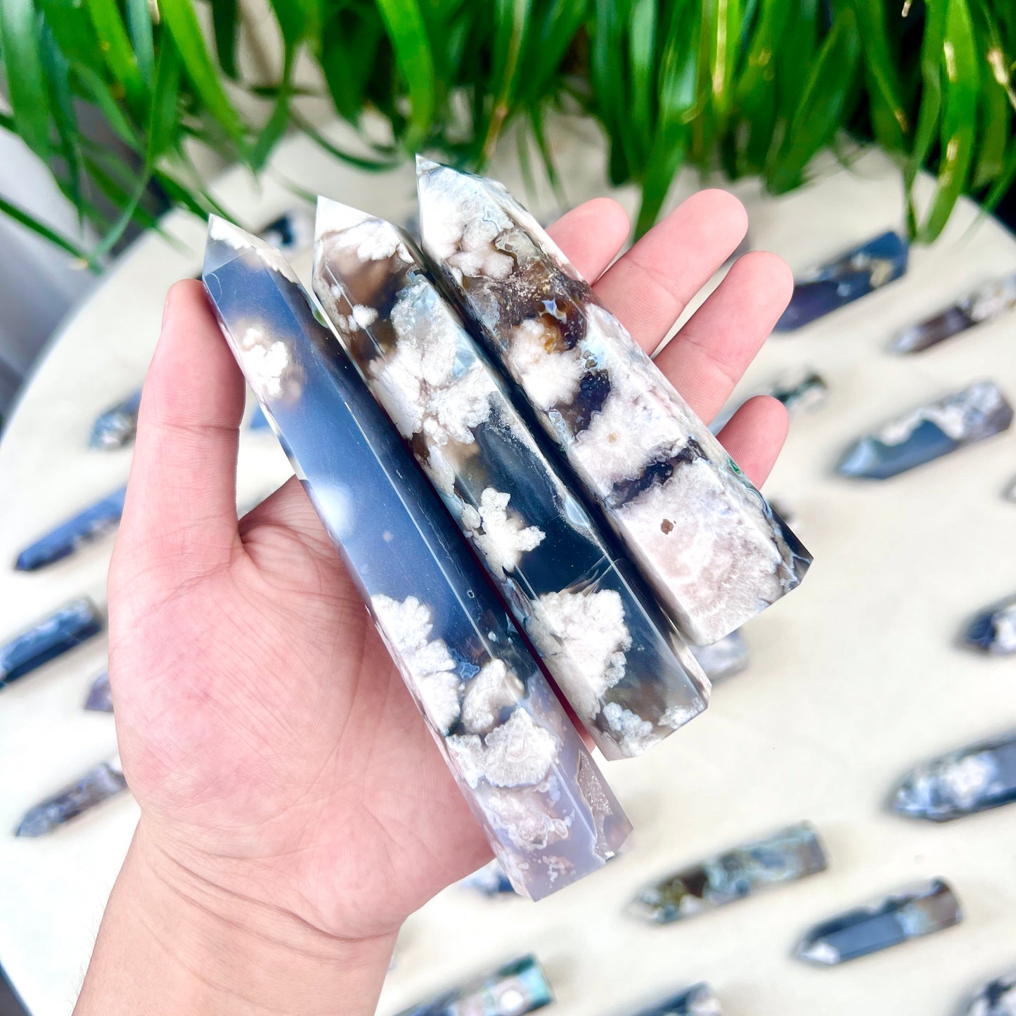 black flower agate tower