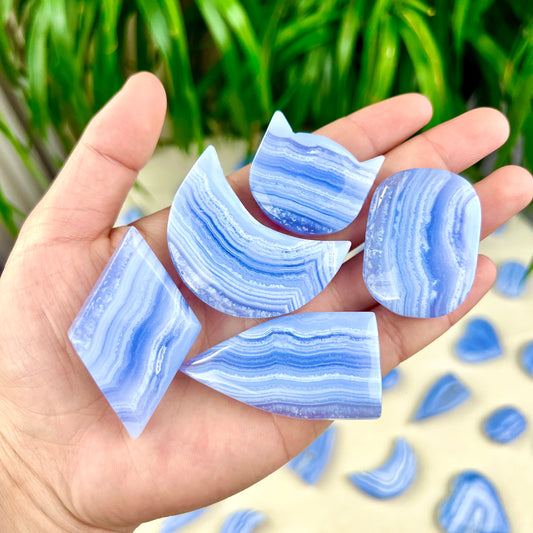 blue lace agate heart moon freefrom