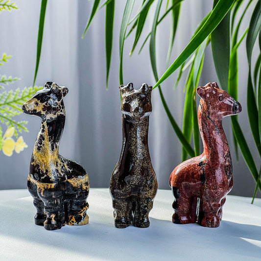 painting stone giraffe